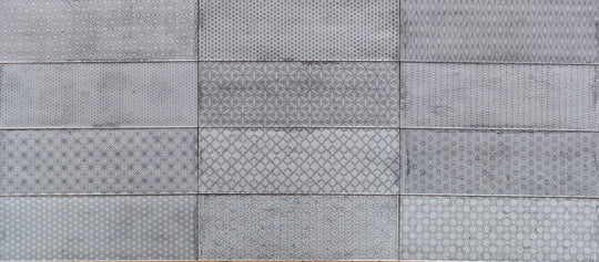 Arles Silver Decor