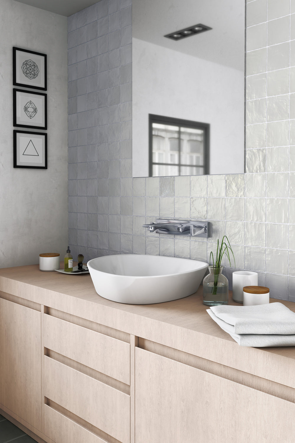 Iris Silver Square